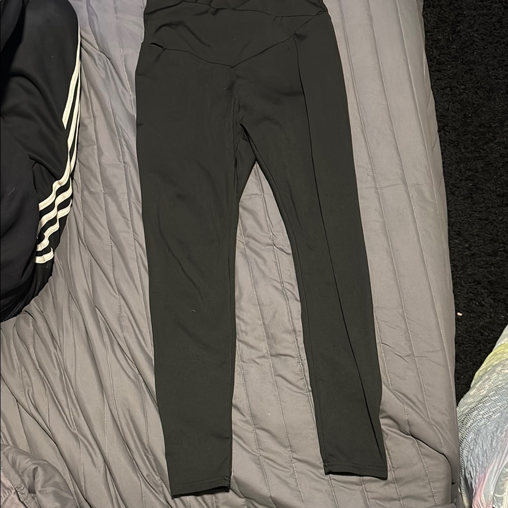 women crossover Black Leggings